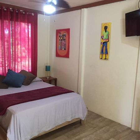 Suites Chile Verde Manzanillo  Extérieur photo